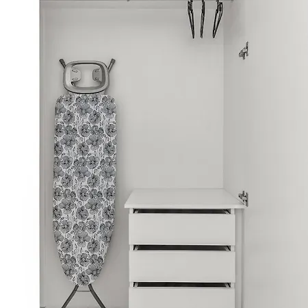 Terrazas Del Sol By Finest 埃斯特波纳